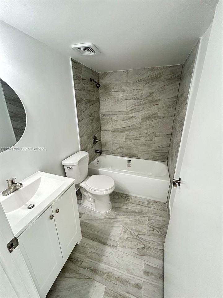 11750 Sw 18th St #224-1 - Photo 4 of 10