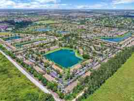 1260 Se 31st Ct - Photo 1 of 1