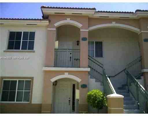 1260 Se 31st Ct #204-34 - Photo 2 of 30