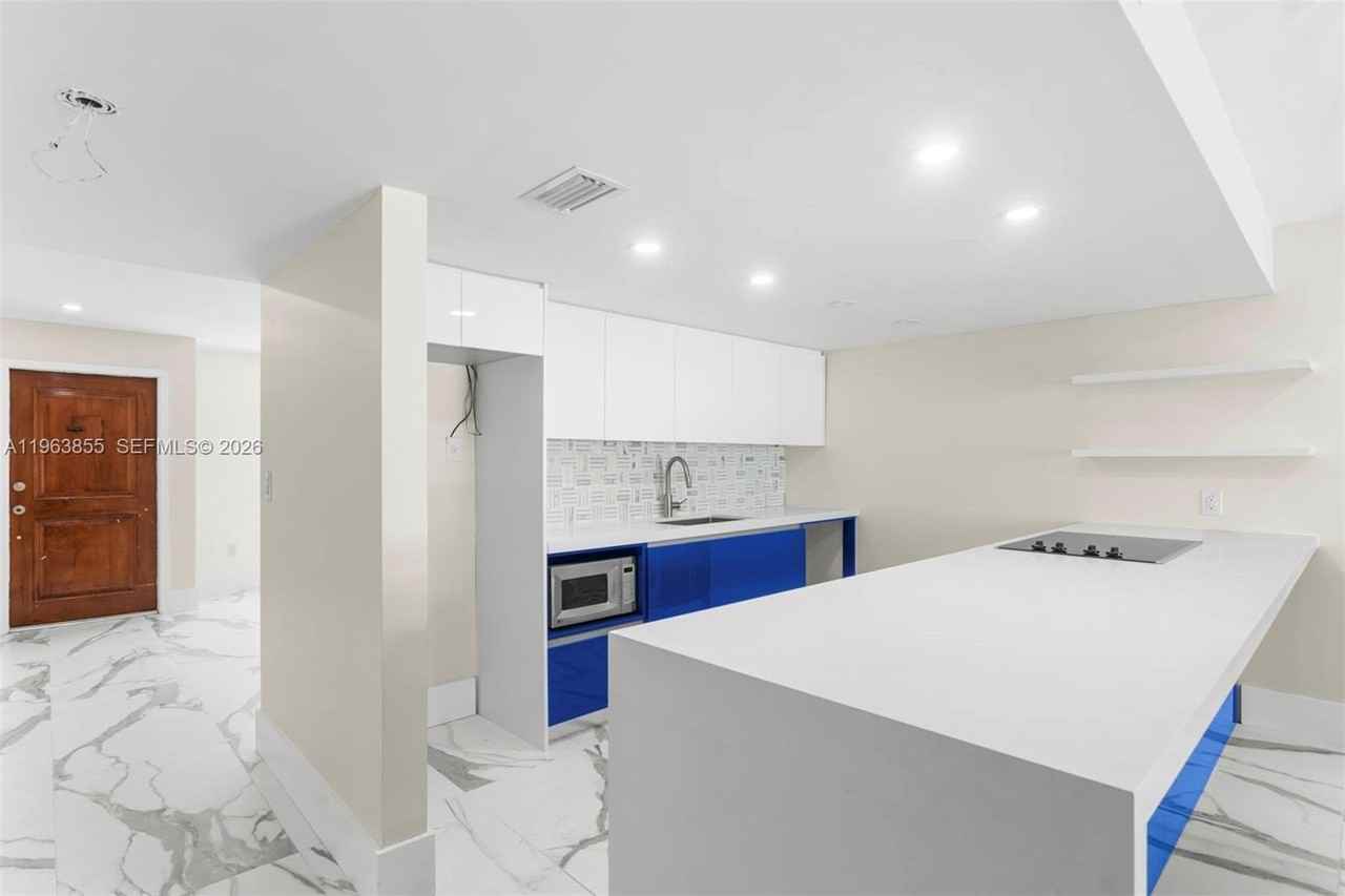 3973 Ne 167th St #12 - Photo 5 of 19