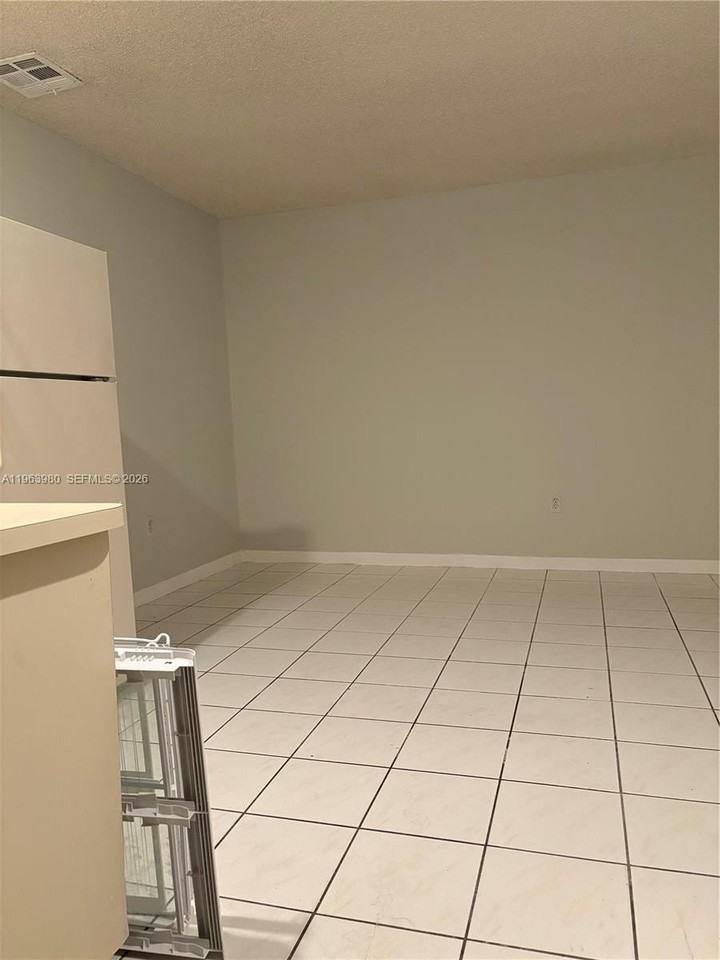 4051 Nw 5th St #1 - Photo 2 of 4