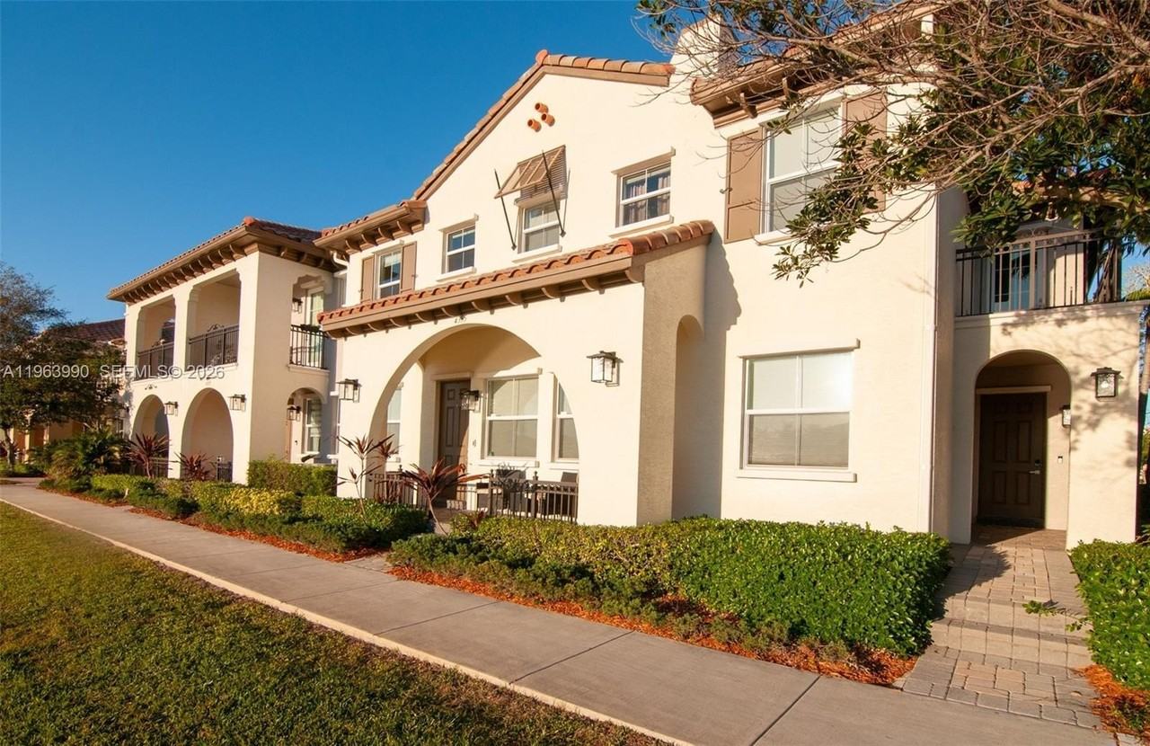 4357 Cascada Cir #4357 - Photo 5 of 50