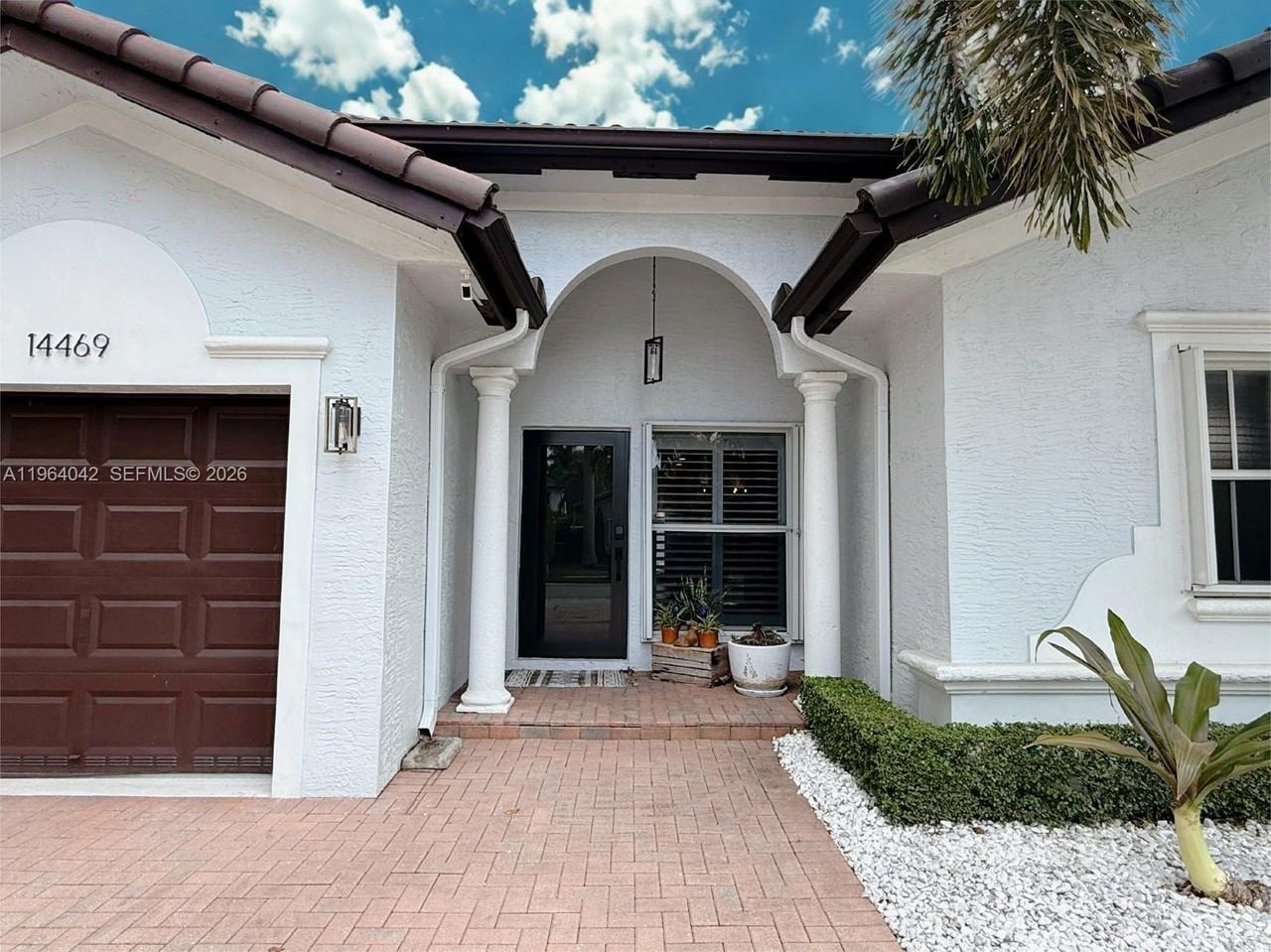 14469 Sw 158th Pl - Photo 3 of 28