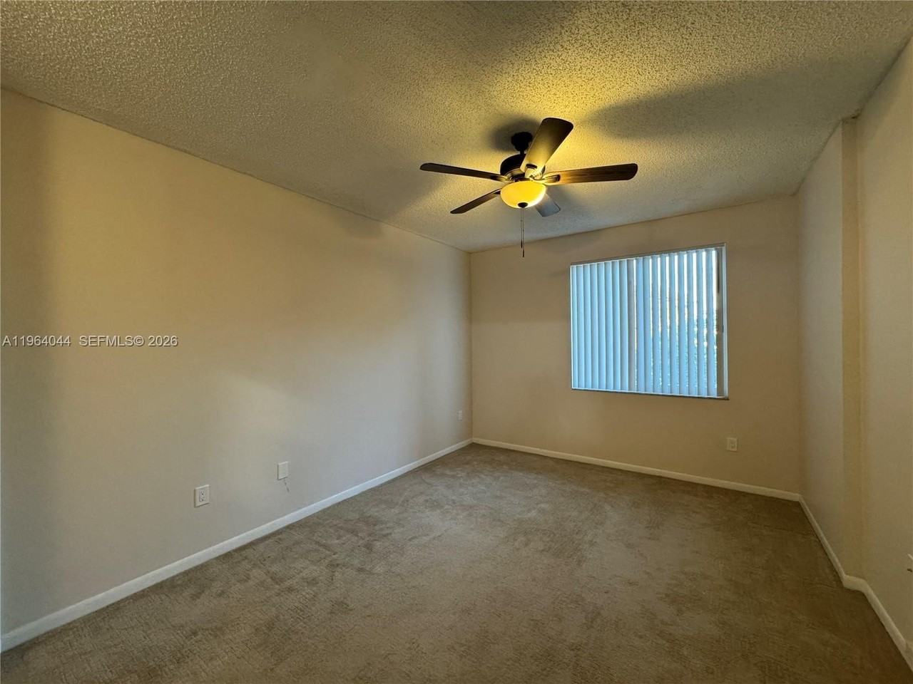 6936 Sw 39th St #D303 - Photo 6 of 9