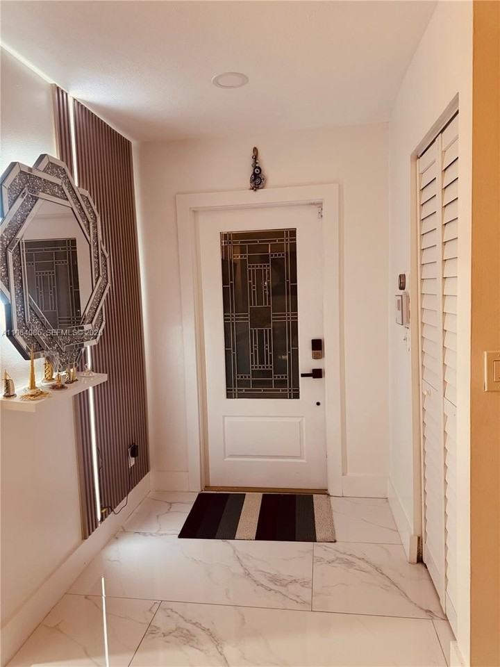 11761 Nw 12th St - Photo 2 of 31