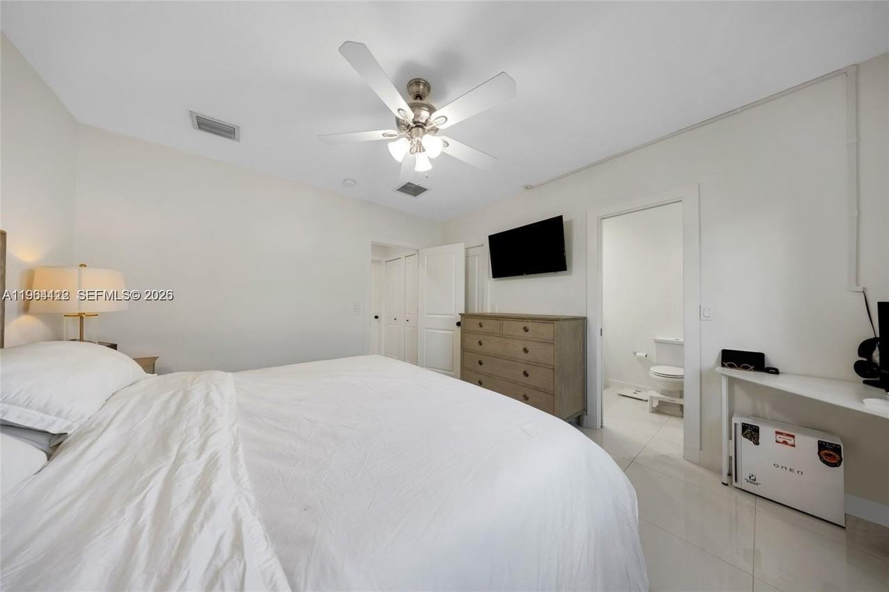 7271 Nw 174th Ter #203 - Photo 7 of 12