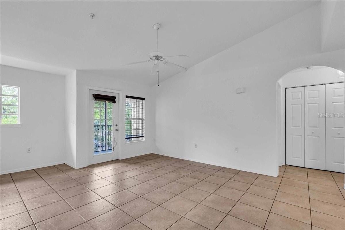 7405 Vista Way #202 - Photo 7 of 26