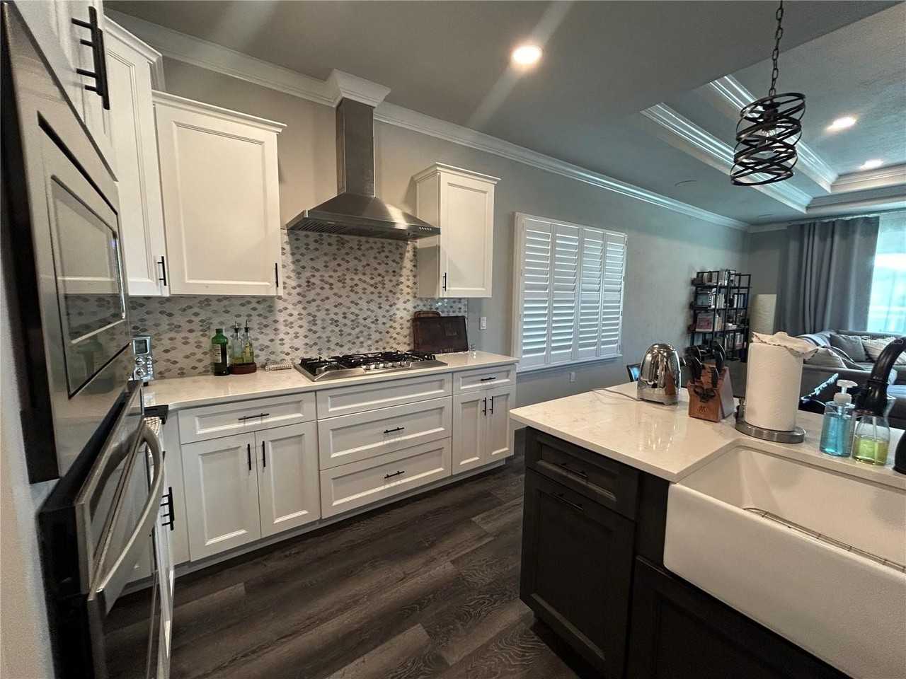 1601 Sw 68th Ter - Photo 6 of 20