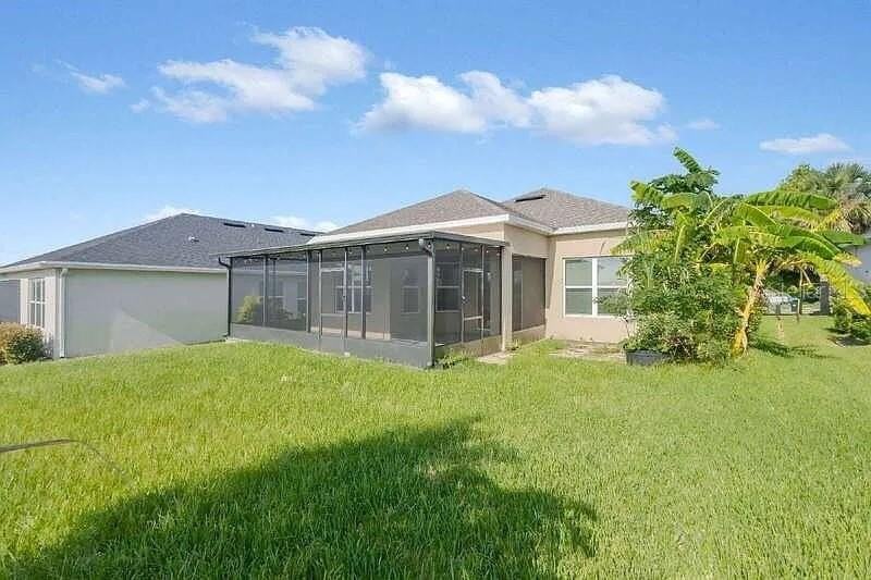 1004 Heron Sound Dr - Photo 2 of 14