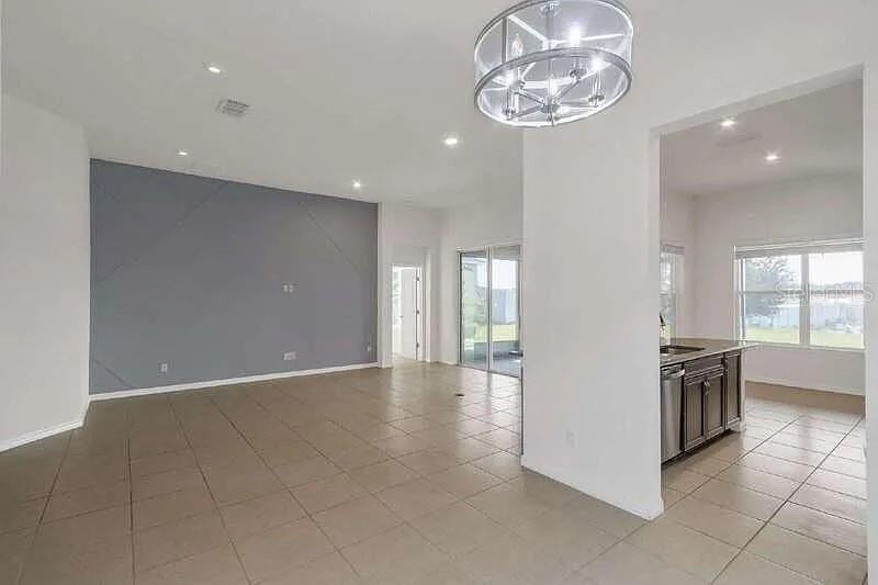 1004 Heron Sound Dr - Photo 5 of 14