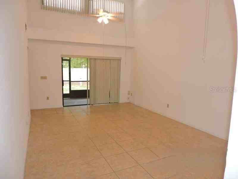 8238 Sandpoint Blvd - Photo 7 of 20