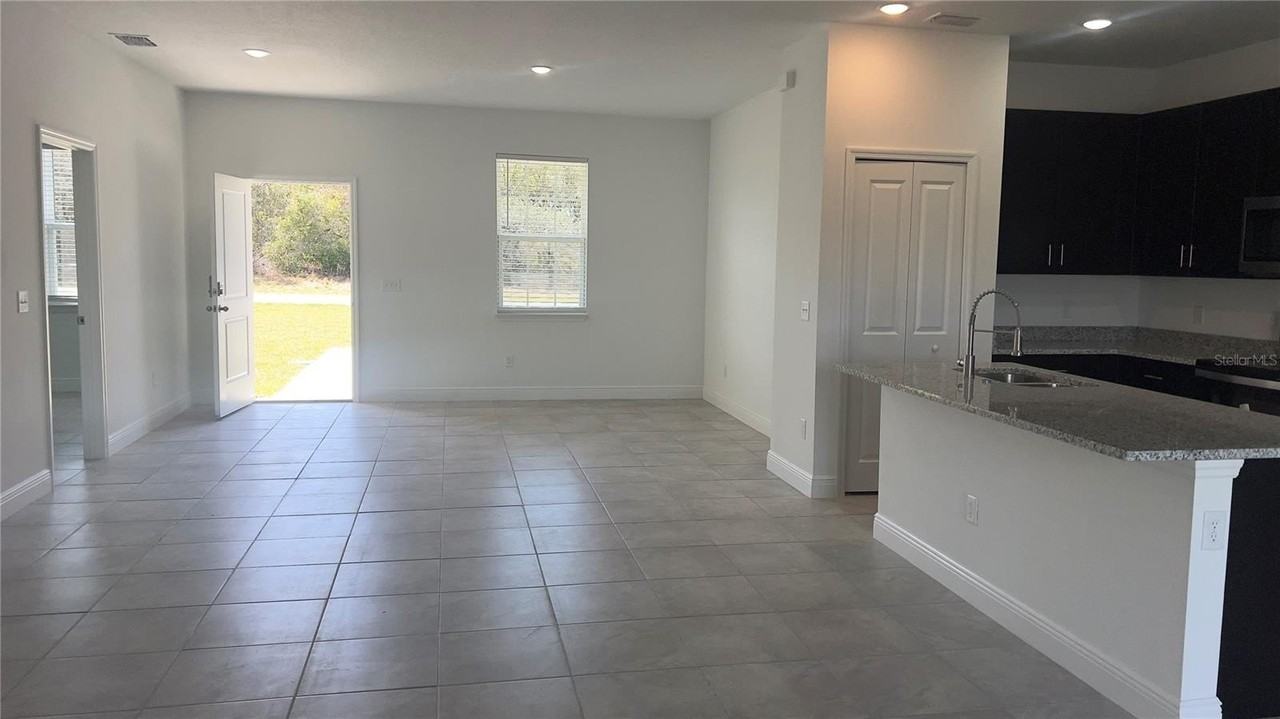 16390 Sw 17th Terrace Rd - Photo 6 of 26