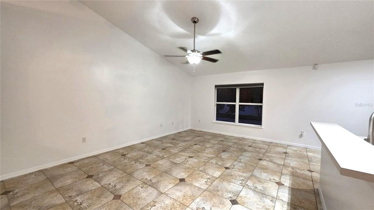 1699 Landfair Ave - Photo 6 of 21