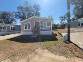 featured image of 10386 Se 52nd Ct #8