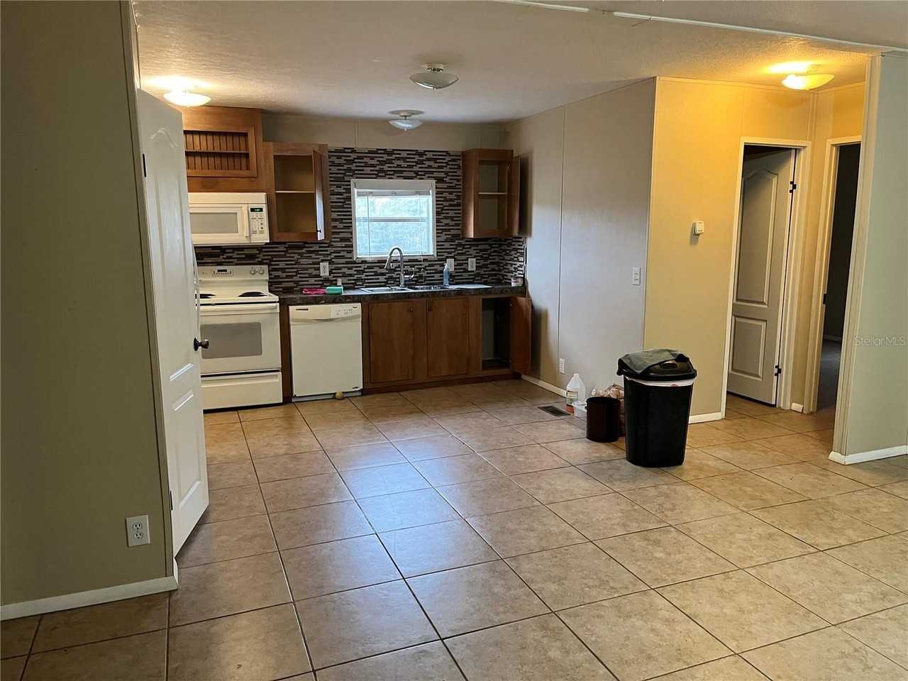 9620 Sw 24th Ave - Photo 2 of 16