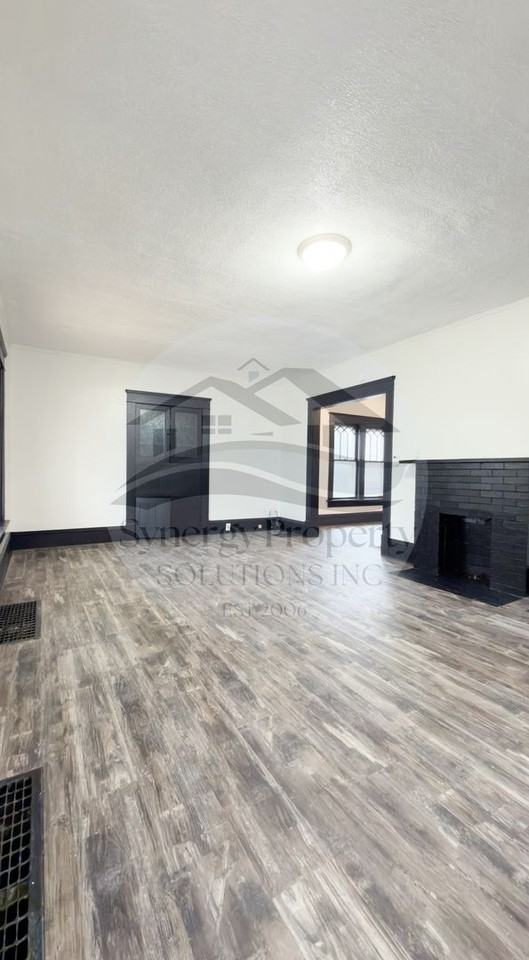 4 Summit Ct - Photo 6 of 11