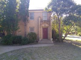 featured image of 742 Mulberry St