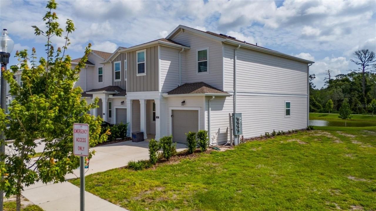 7532 Stone Creek Trl - Photo 3 of 26