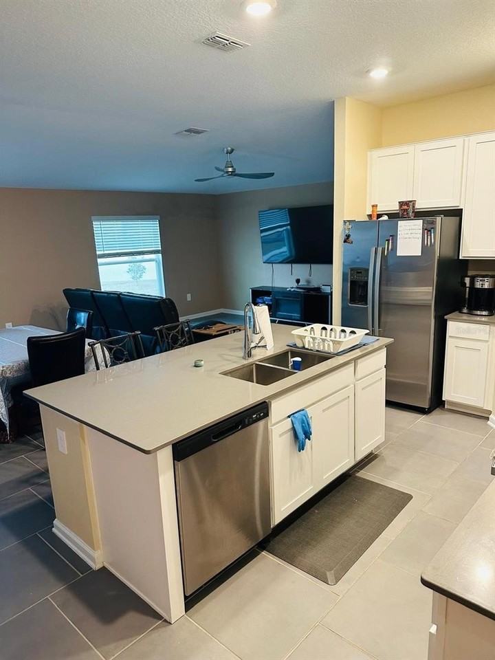 9380 Revere Ave - Photo 6 of 13