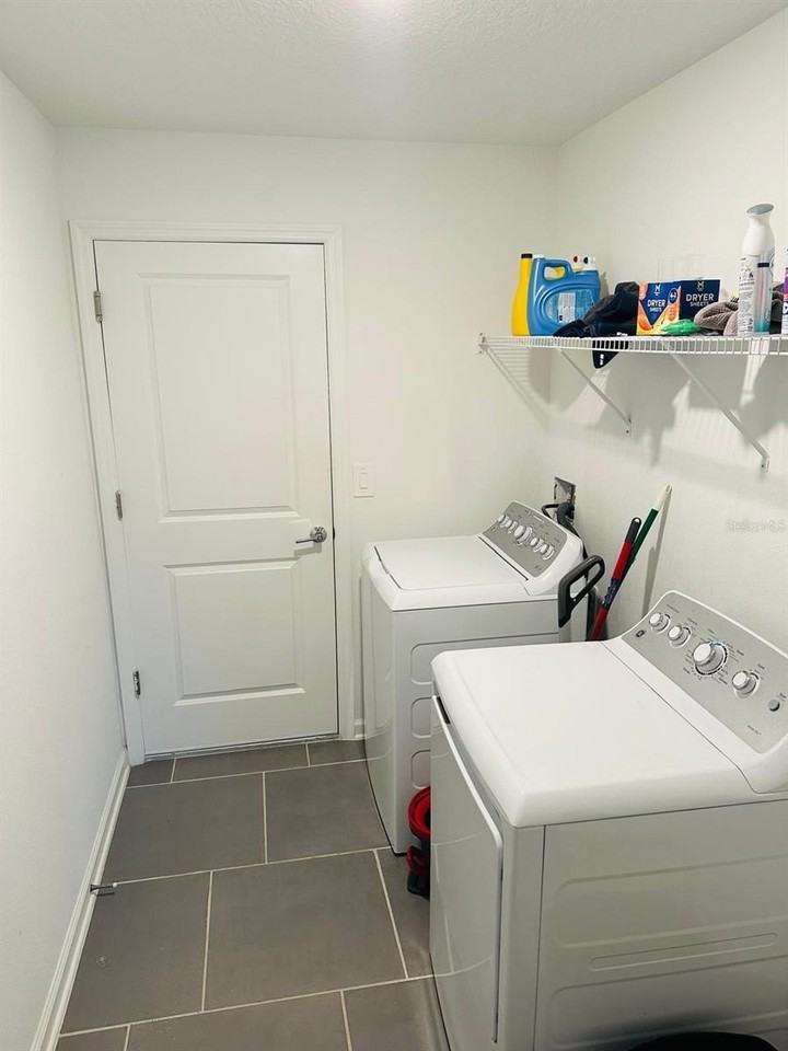 9380 Revere Ave - Photo 7 of 13