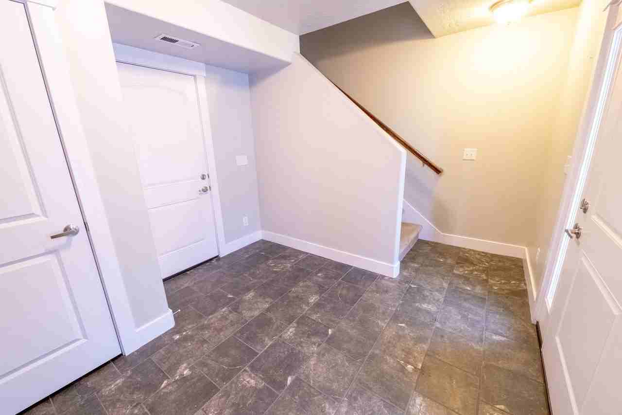 668 E Moray Hill Ct - Photo 6 of 25