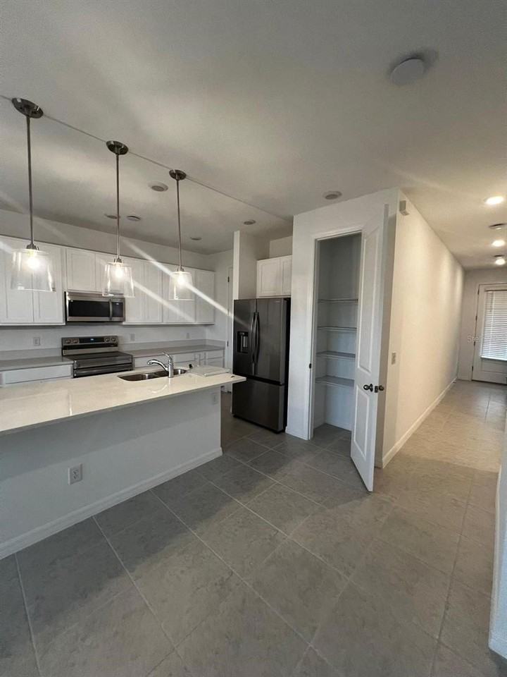 741 Longboat Dr - Photo 6 of 25