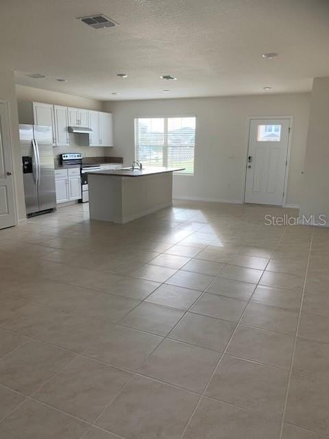 1582 Dalehurst Ln - Photo 2 of 18