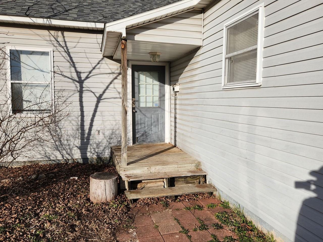 3155 W Commercial St - Photo 3 of 20