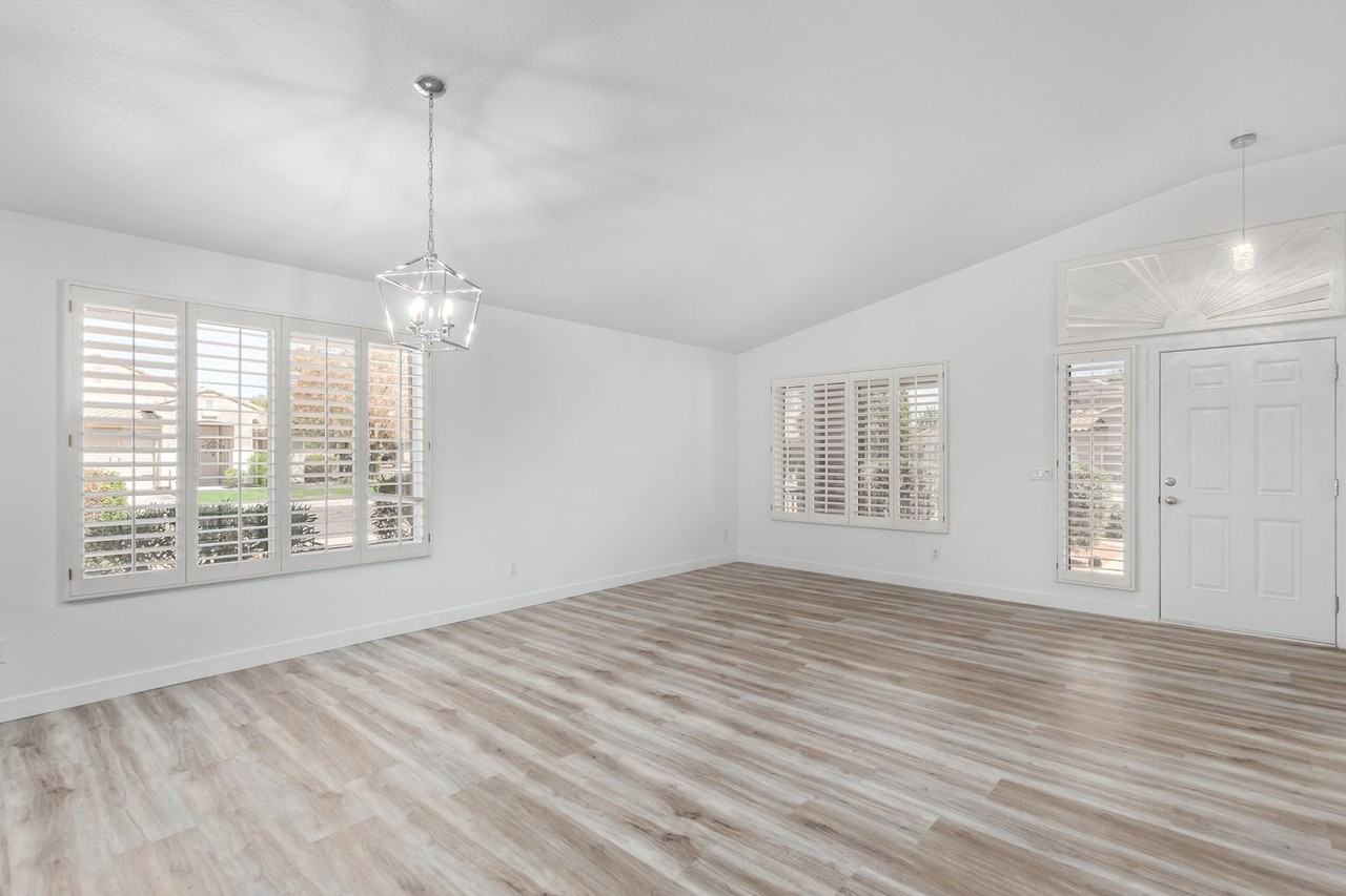 2232 S Nielson St - Photo 4 of 41