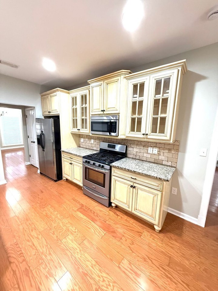 5636 Sienna Cir - Photo 4 of 18