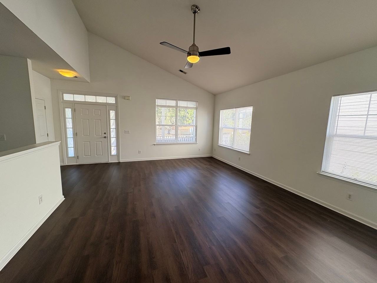 84 Buckeye St - Photo 4 of 24