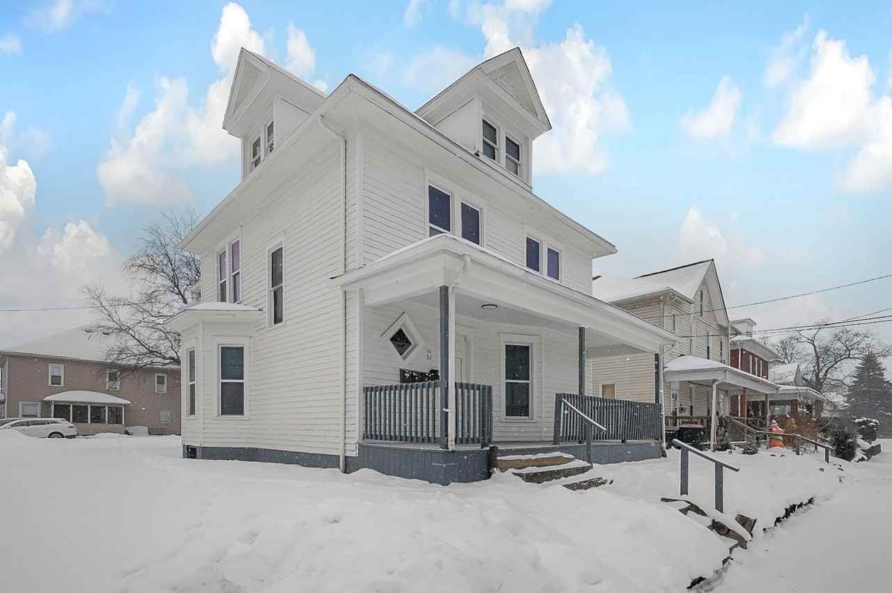 51 E North St - Photo 3 of 50