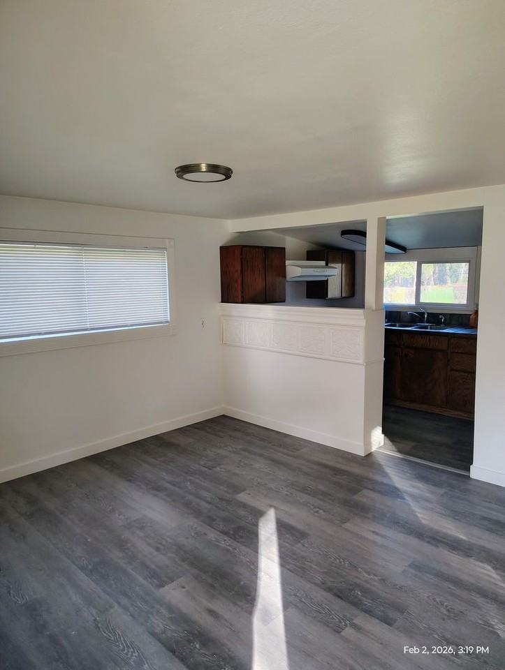 5236 Buckhorn Rd - Photo 3 of 18