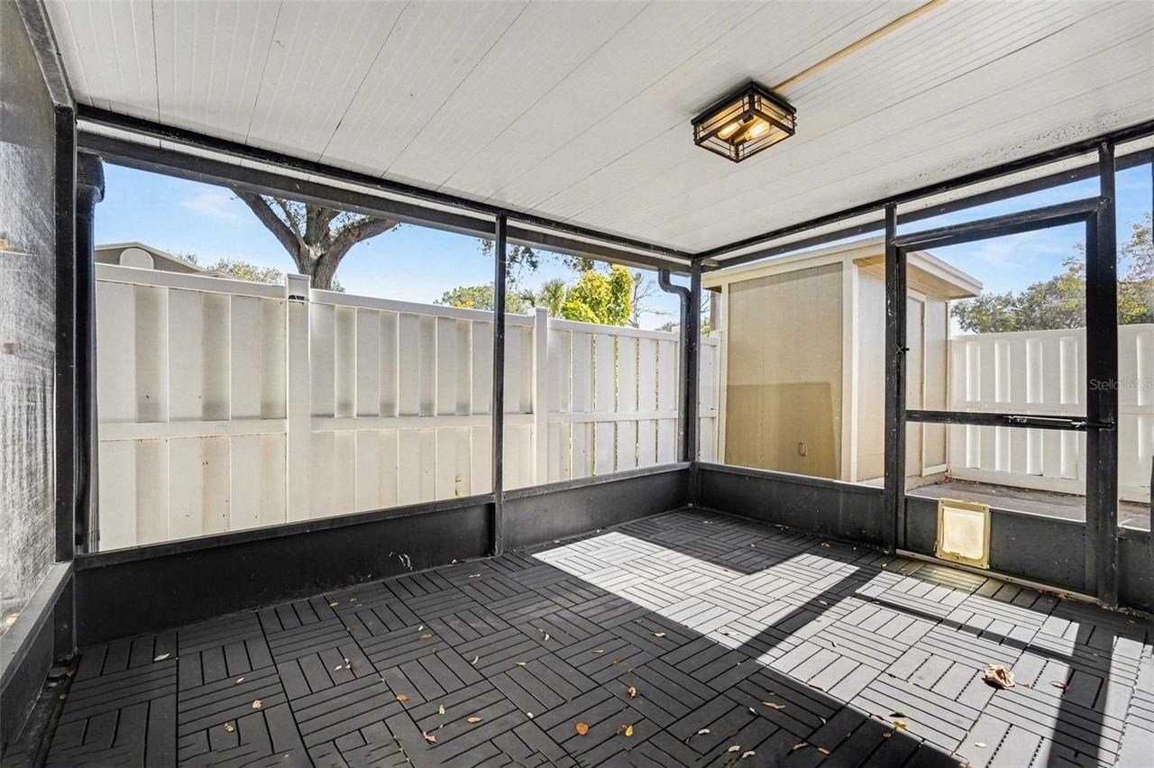 7624 Desoto Ct - Photo 3 of 17