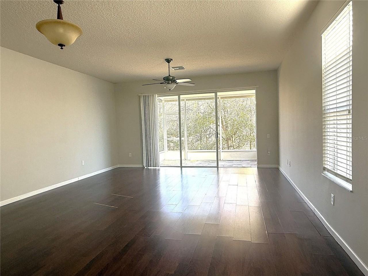 26627 Castleview Way - Photo 3 of 29