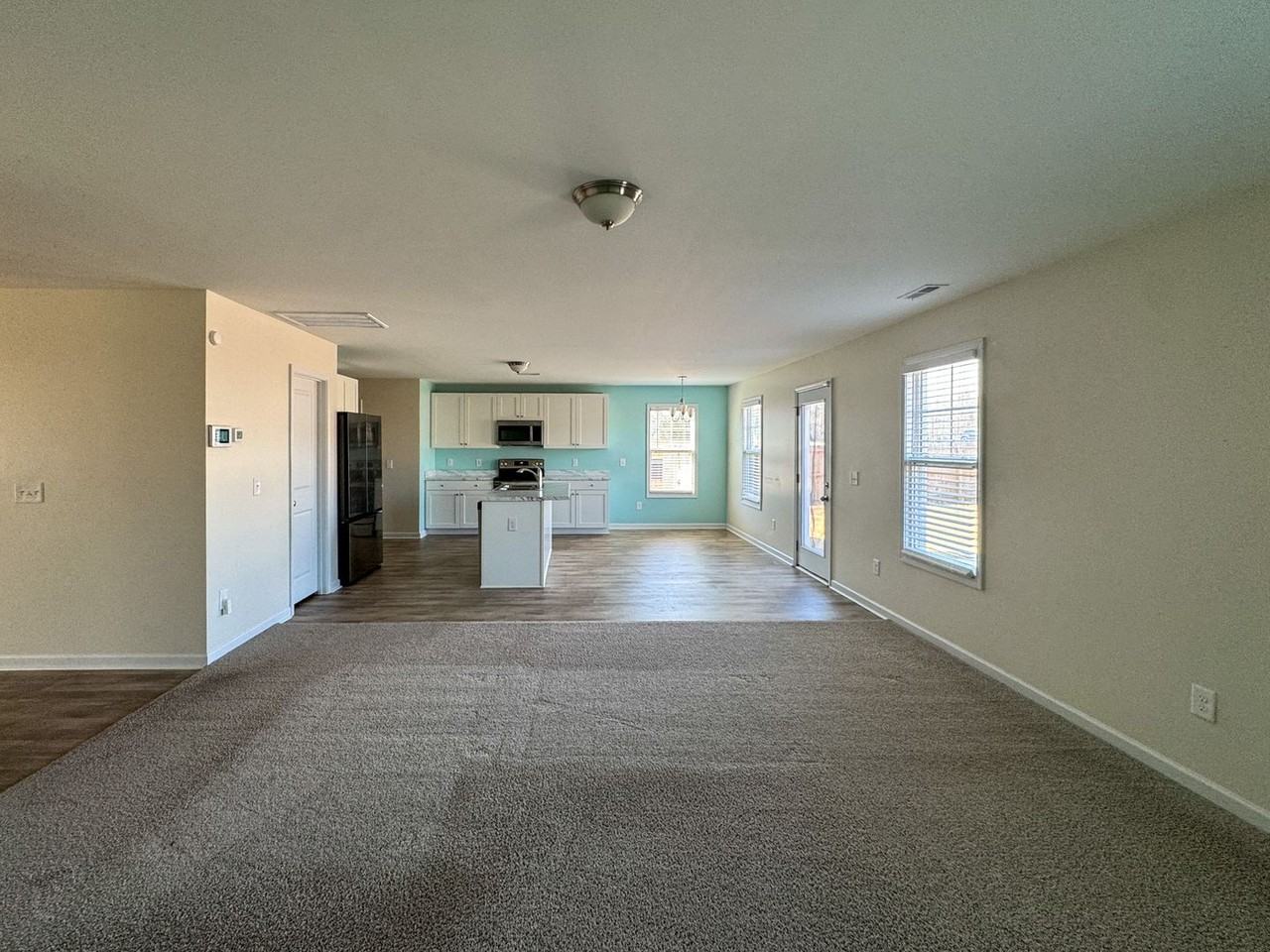 19 Terrier Ct - Photo 7 of 31