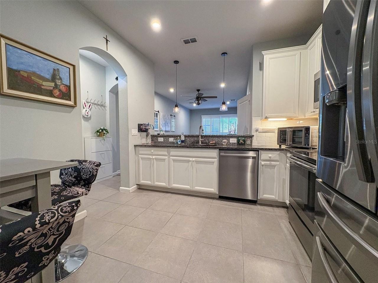 10703 Verawood Dr - Photo 6 of 21