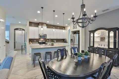 7603 S Desoto St - Photo 3 of 20