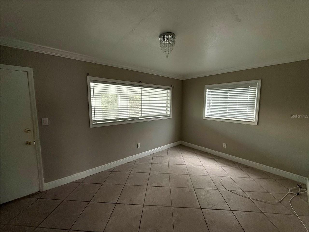 1345 Drew St #16 - Photo 7 of 13