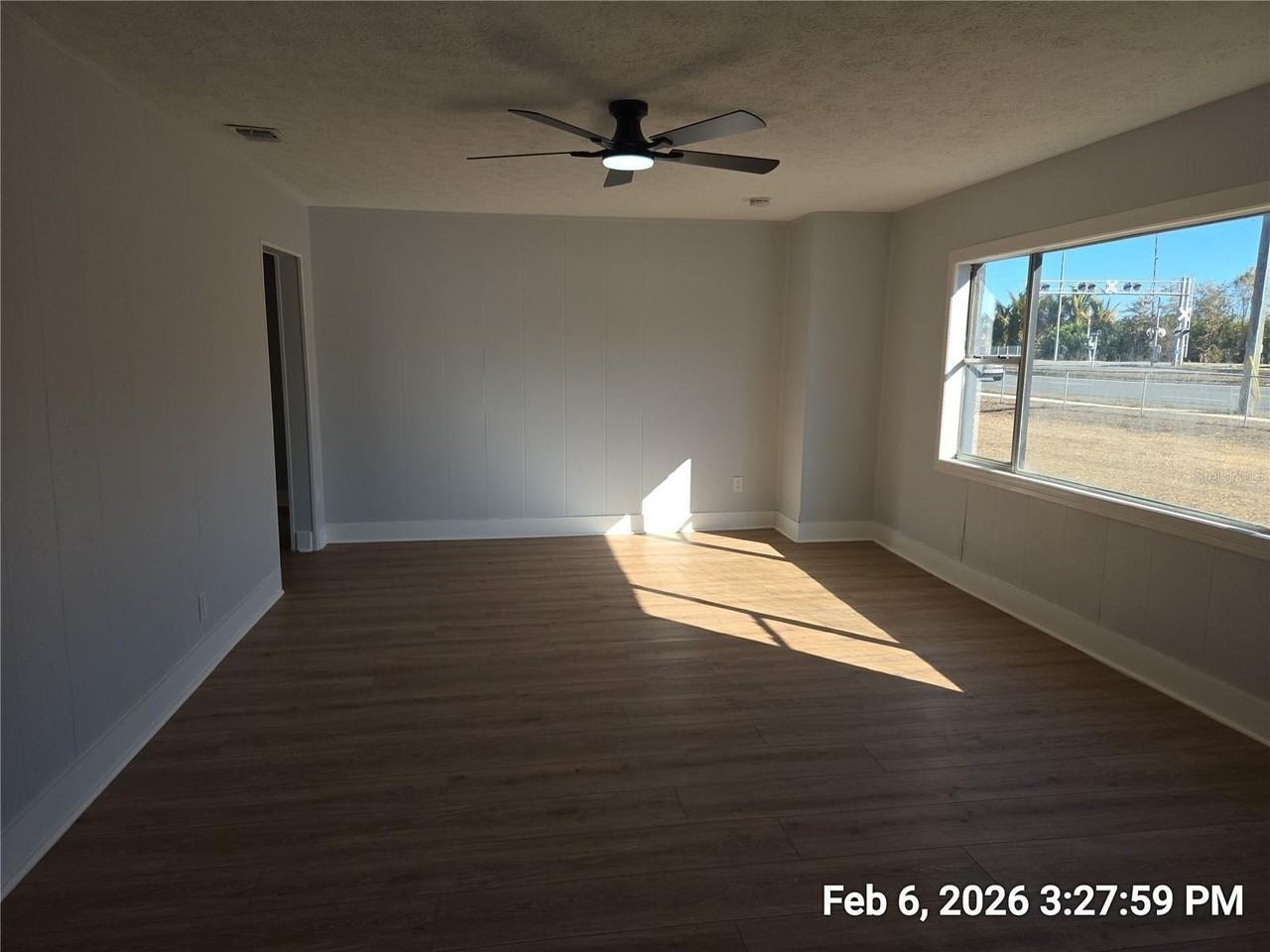 604 E College Ave - Photo 5 of 17