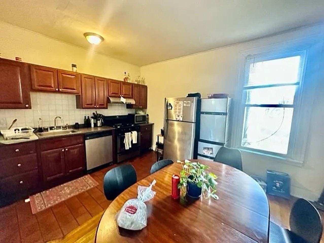 214 Hemenway St - Photo 4 of 15