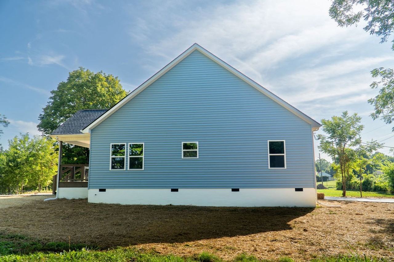 3218 Linden Ave - Photo 3 of 25