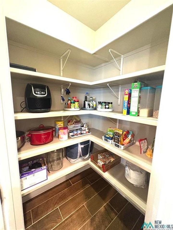 3709 Saguaro Dr - Photo 7 of 29