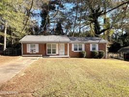 featured image of 3347 Thunderbird Rd