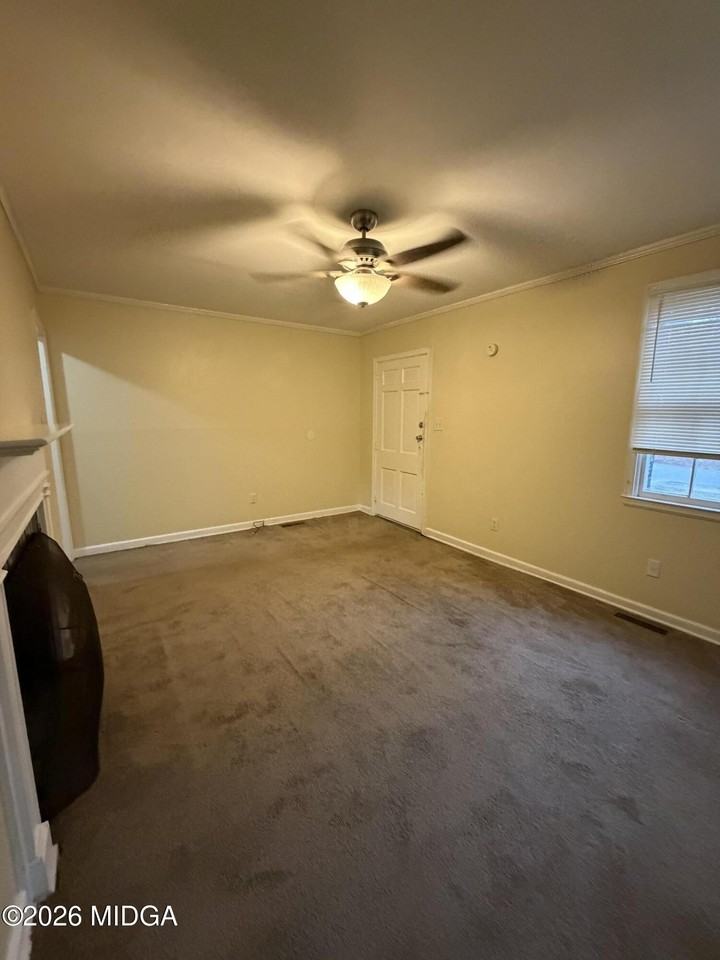 3222 W Mary Dr - Photo 4 of 4