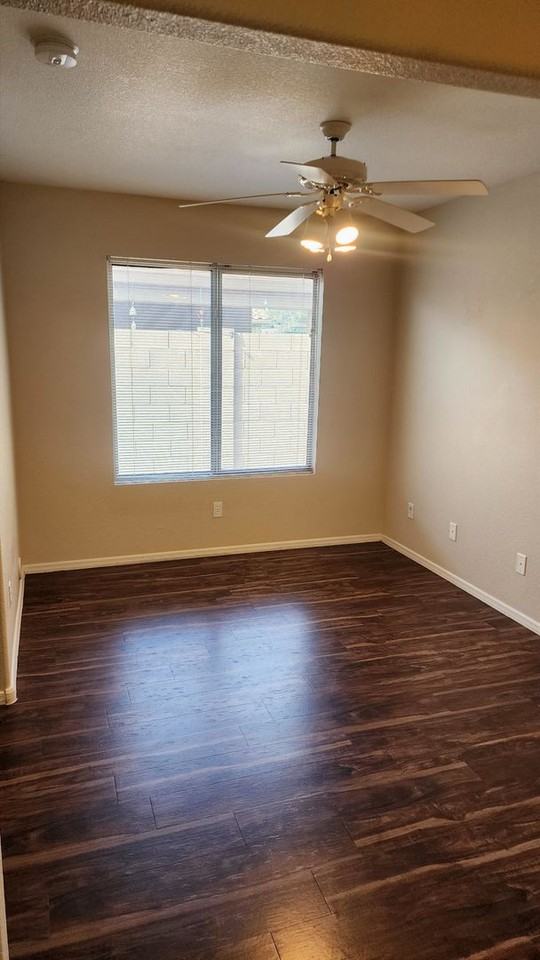 6962 W Juniper Ave - Photo 7 of 15