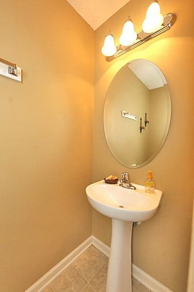 1909 Raj Dr - Photo 5 of 15