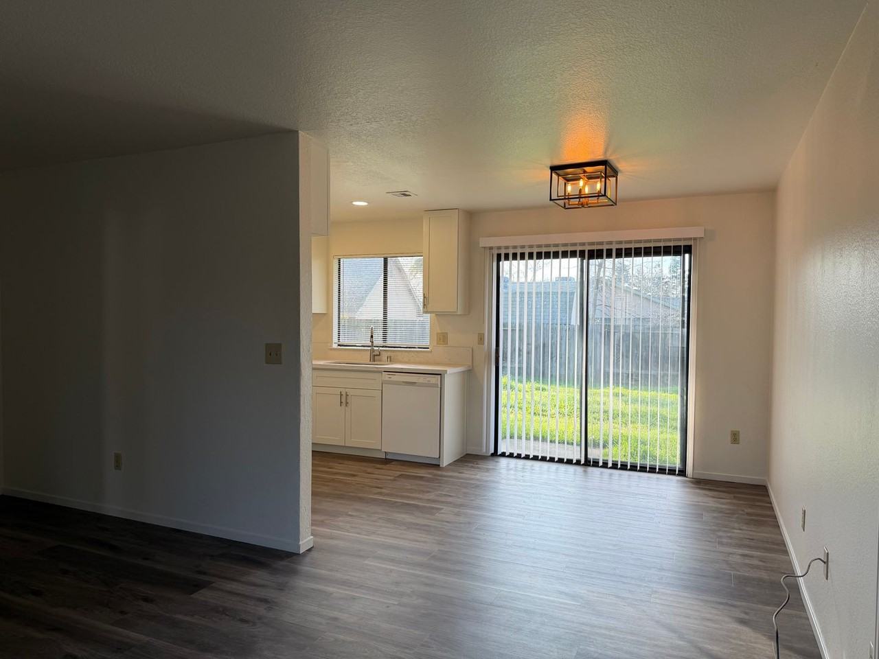 7614 N Colony Way - Photo 2 of 17