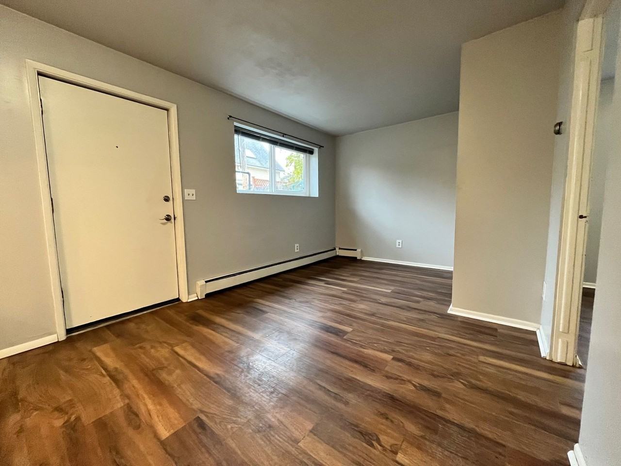 703 Ronald Ave - Photo 4 of 8