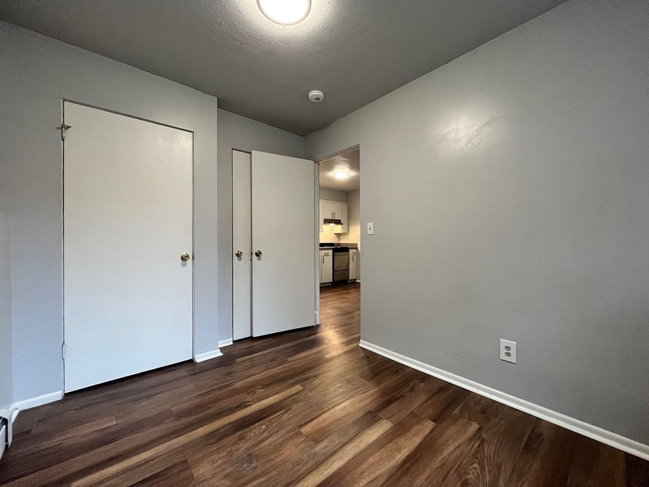 703 Ronald Ave - Photo 6 of 8